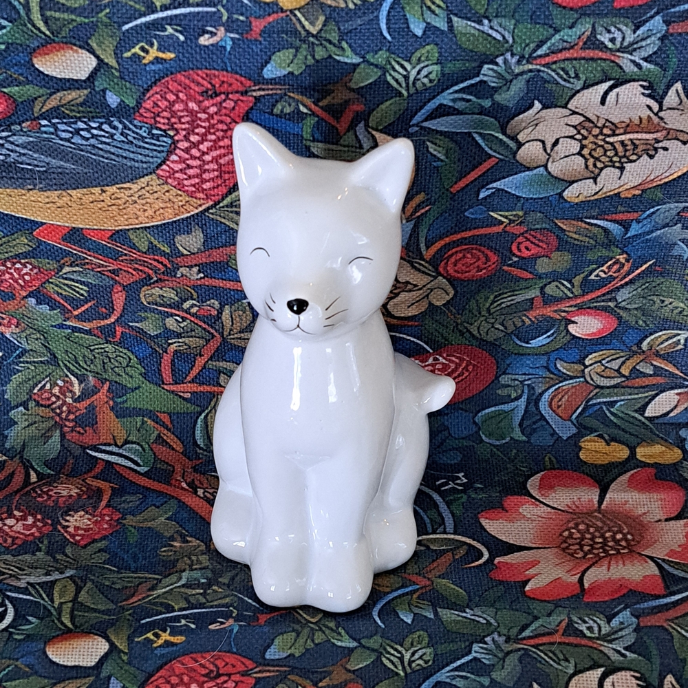 White Ceramic Cat Vase/Figurine - Home Accents